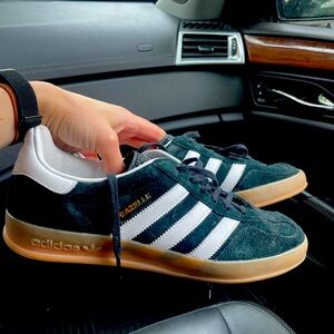 Black Suede Gazelles Women’s 9.5/Mens 8.5